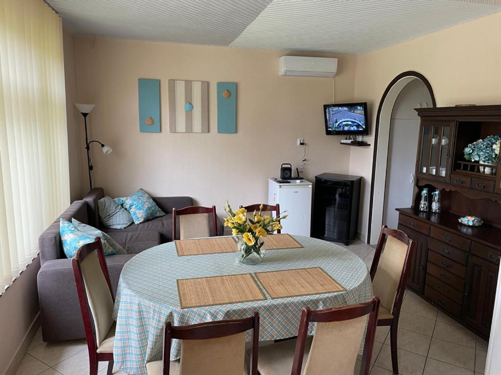 Agnes Nyaralohaz Villa Balatonmariafurdo Ngoại thất bức ảnh